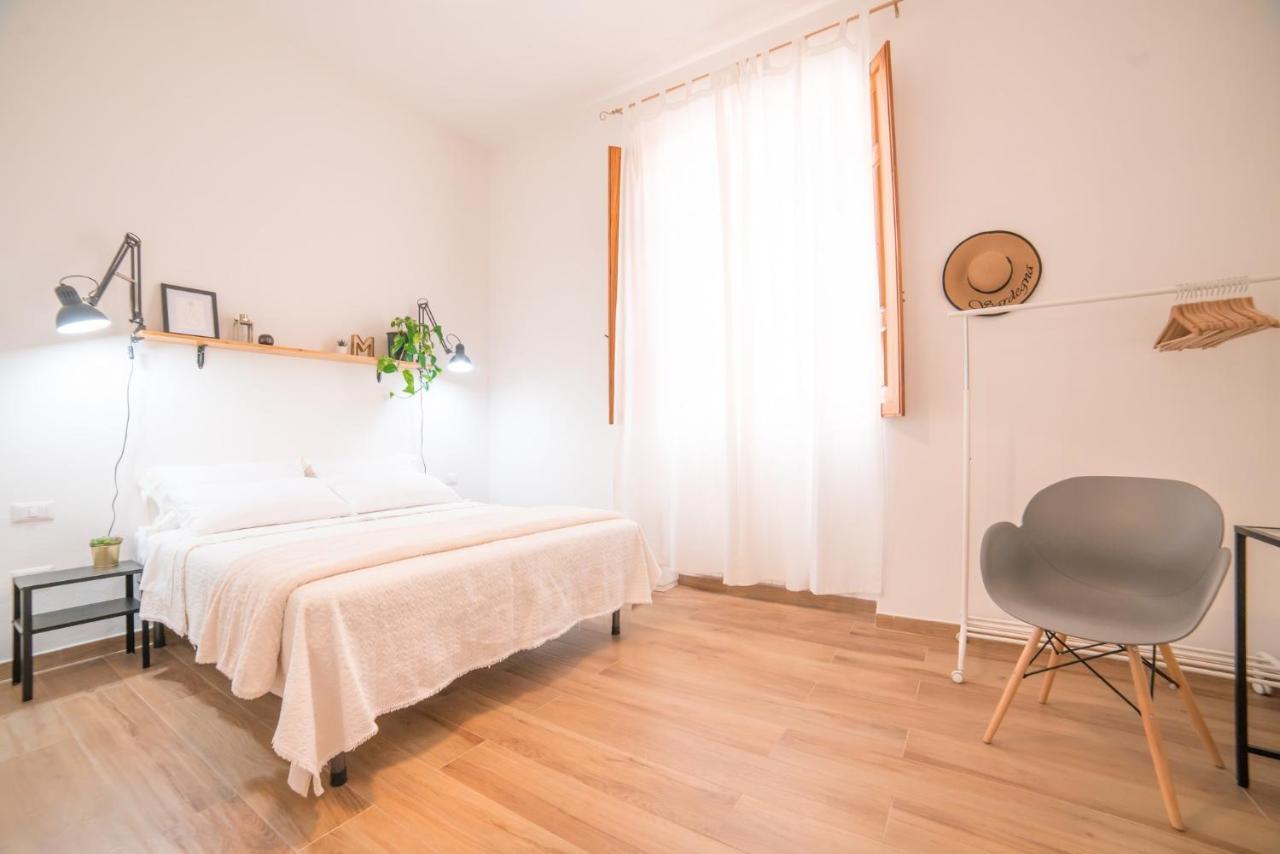 Minimalist Chic A Villanova 3Bdr - 2Bth - Wifi กาญารี ภายนอก รูปภาพ