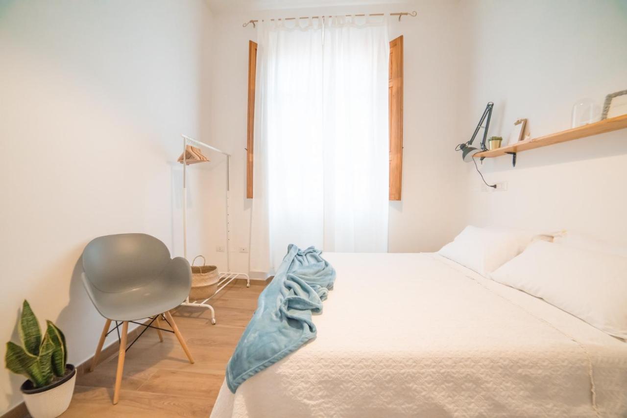 Minimalist Chic A Villanova 3Bdr - 2Bth - Wifi กาญารี ภายนอก รูปภาพ
